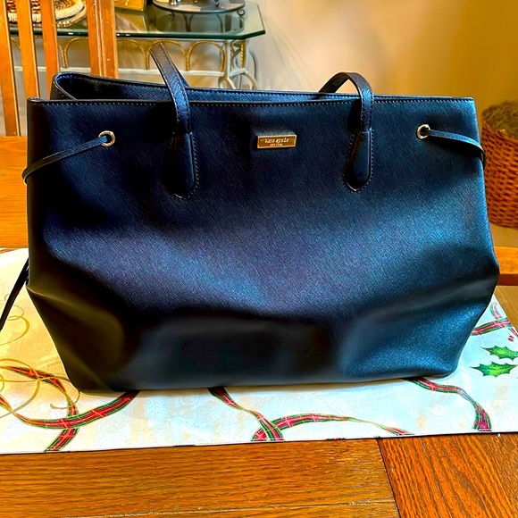 KATE SPADE LEATHER TRAVEL/BUSINESS BAG - Picture 1 of 10